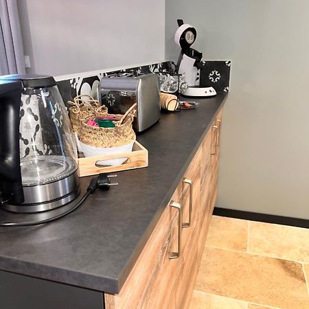 Loft Pied De Coline Au Calme Lägenhet Ginasservis Exteriör bild