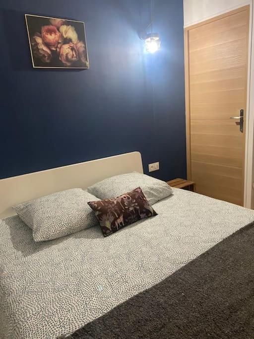 Loft Pied De Coline Au Calme Lägenhet Ginasservis Exteriör bild